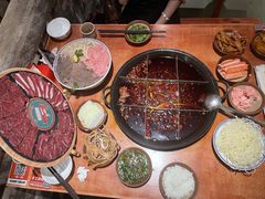 -周小明火锅(黑金冠社区店)