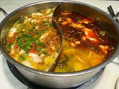 -德林酸菜鱼火锅(南丹店)