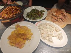 -李记饺子·熏酱东北菜(欢乐谷店)