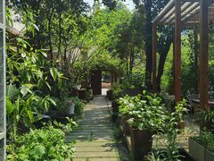 -谷咖啡·鲜花绿植花园餐厅
