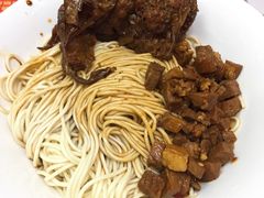 招牌辣肉干拌面-辣肉面大王(天平路店)