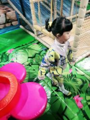 -玩元素·家庭游乐成长中心(香格里拉店)