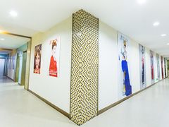 -粤港芭莎美容美发化妆学校
