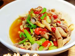 -费大厨辣椒炒肉(万家丽一店)