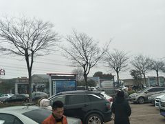 -八仙台服务区-停车场