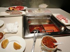 -海底捞火锅鲜切牛肉主题店(长寿路店)