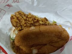 -麦当劳(中二横路店)
