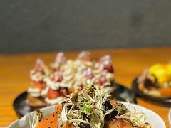 烟熏三文鱼杂菌沙拉-BE BRIGHT KITCHEN(正佳广场店)