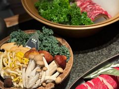 -三出山火锅(南京万象天地店)