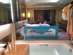 -青岛富力艾美酒店