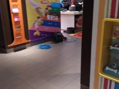 -麦当劳(南京路2店)