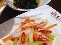 -张氏宽窄巷成都名小吃(茂业百货华强北店)