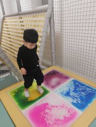 -奈尔宝家庭中心·亲子餐厅(北京东坝万达店)