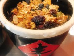 坚果酸奶-MI WU FACTORY米屋美食工厂餐厅(绿地店)