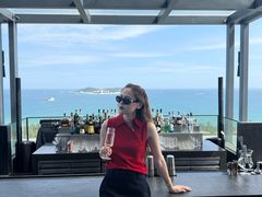 -瑰丽酒店·海吧·天际下午茶·现场DJ·天台酒吧