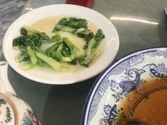 -梓檚中餐厅湖北菜小龙虾武昌鱼排骨藕汤(黄鹤楼店)