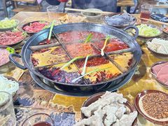 九宫格-正南齊北重庆老火锅(光华村直营店)