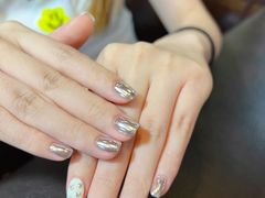 -玛格萝妮(汇智国际商业中心店)