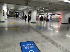 -陆家浜路(地铁站)