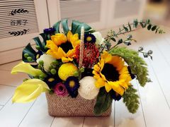 -谷莠子花艺·气球派对·绿植造景·花艺沙龙(金光华广场店)