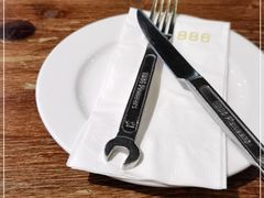 -1886德国汽车餐厅(外滩十六铺码头店)