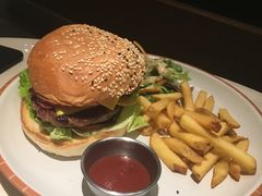 -阿妮叶李(光谷世界城店)