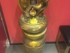 -虾弄弄海派小龙虾·牛羊蝎子火锅