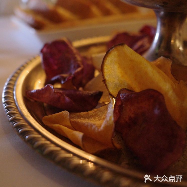 在上海过生日，送什么蛋糕蕞有排场?