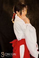 -onlygirl摄影美学馆高端定制(江滩店)