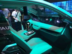 -东浩兰生上海世博展览馆