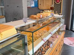 面包甜点陈列柜-拾味中点(花园路店)