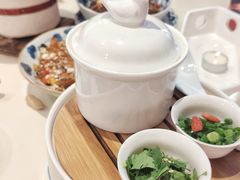 怀旧知青肉泡饭-侯师傅热炒店(印象城店)