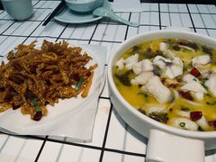 -在莲野·湖北民间菜·头牌松滋鸡(光谷步行街店)