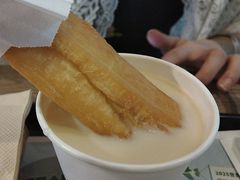 -肯德基(南京站A2检票口楼上)