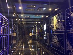 -萧山德纳MAX影城