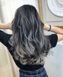 -简法造型·品牌形象店