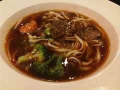 -康师傅私房牛肉面(马泉营奥莱店)
