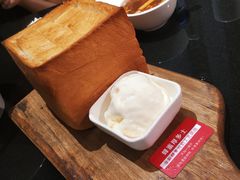 蜂蜜厚多士-小资太太餐厅(南岗区店)