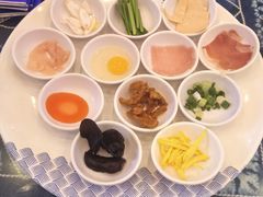 -桥香园过桥米线(国贸店)