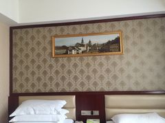 -维也纳酒店(广州番禺市桥地铁站店)