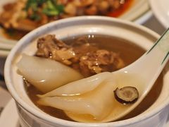 花胶椰皇炖鸡-新兴·金羊座·粤菜点心(乐峰店)