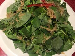 凉拌荆芥-萧记三鲜烩面(郑汴路店)