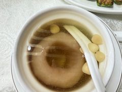 川贝炖雪梨-长润·濑尿烧鹅