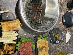-啊美丽炭火烤肉(滑翔一店)
