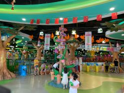 点击看大图 -维佳童话镇演出现场(徐东店)