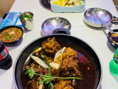 -运气牛自助酱大骨火锅(南京东路店)