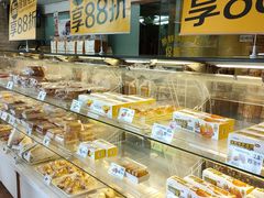 面包甜点陈列柜-味多美蛋糕(八大处店)