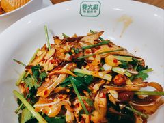 -费大厨辣椒炒肉(万家丽一店)
