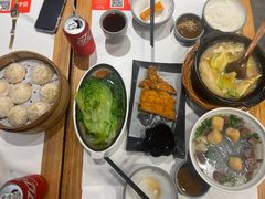 -馋三尺蟹粉小笼(人民广场店)