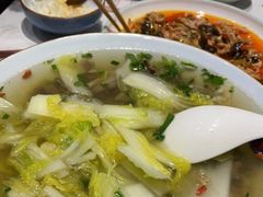 -犇逸·乐山跷脚牛肉·四川现炒(览海店)